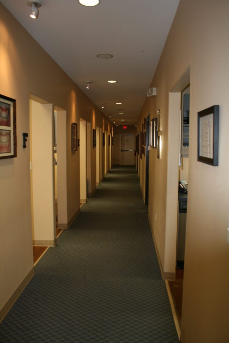Hallway | Orthodontic Teaching Institute